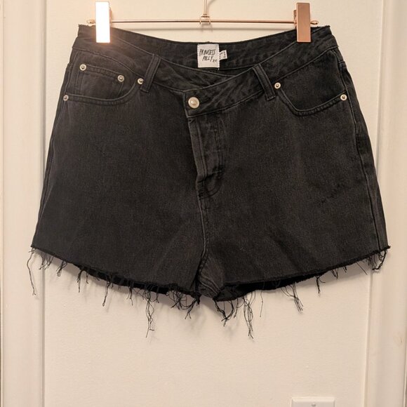 Princess Polly Xena denim shorts black - Picture 6 of 7